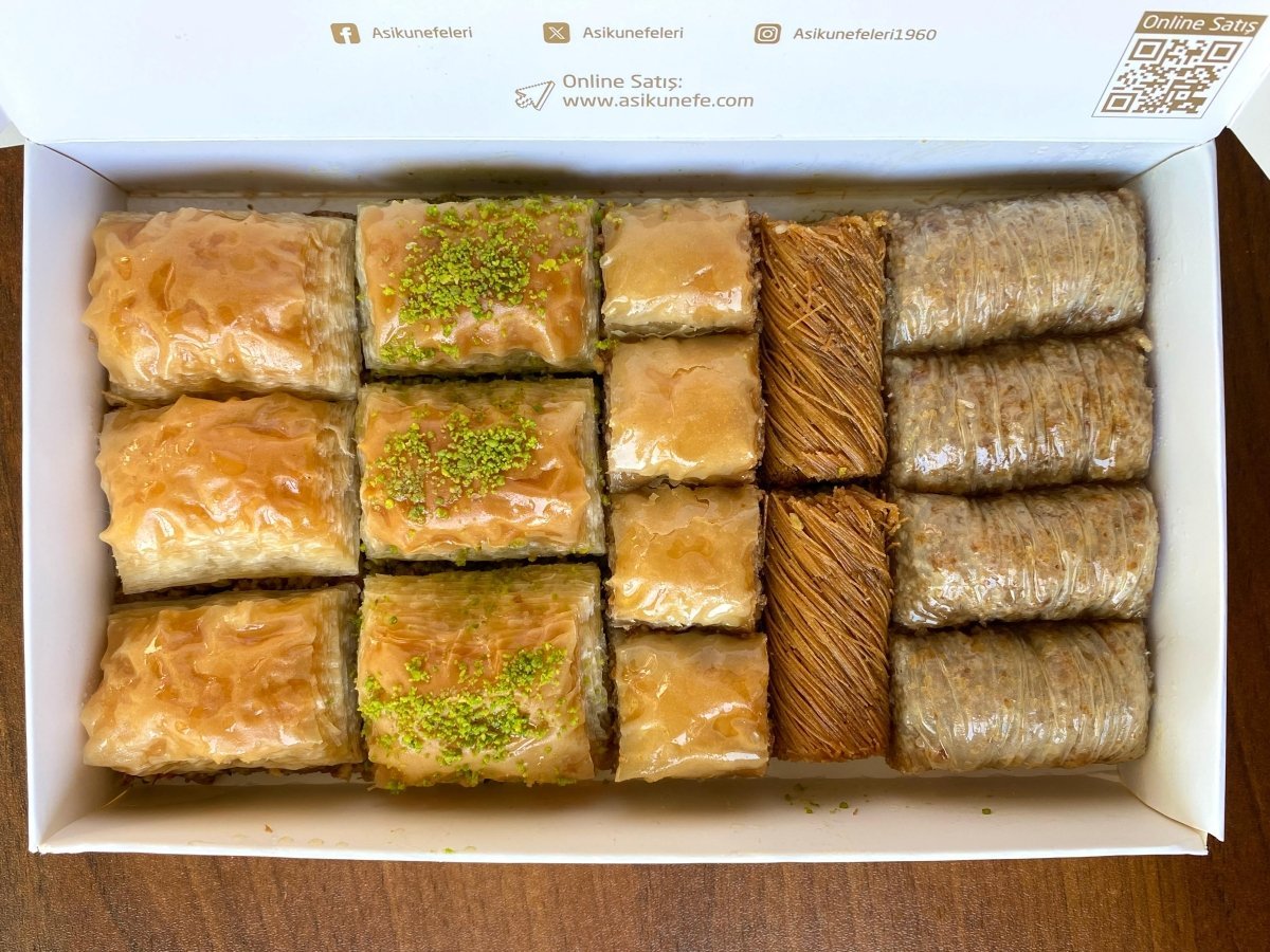 Asi | Assorted Baklava with Pistachio and Walnut - Aladdin Business