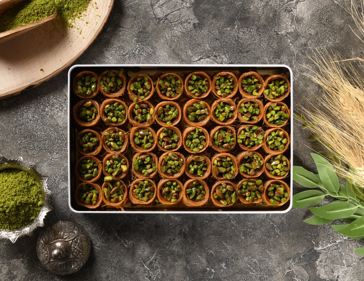 Asi | Bird's Eye Pistachio Kadayif in Gift Metal Box - Aladdin Business