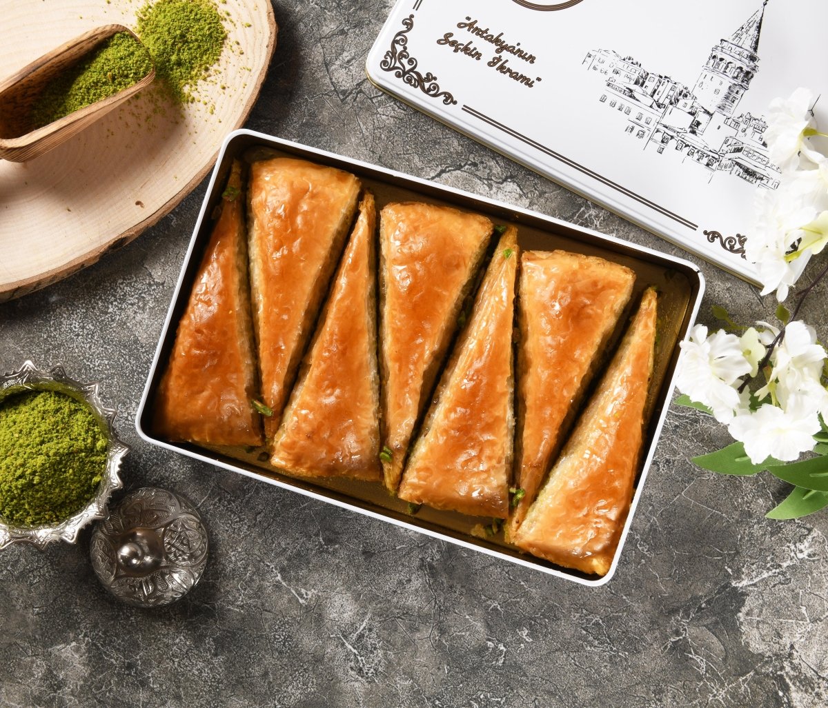 Asi | Carrot Slice Baklava with Pistachio in Gift Metal Box - Aladdin Business