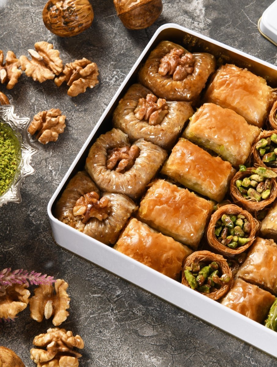Asi | Assorted Pistachio and Walnut Baklava in Gift Metal Box - Aladdin Business