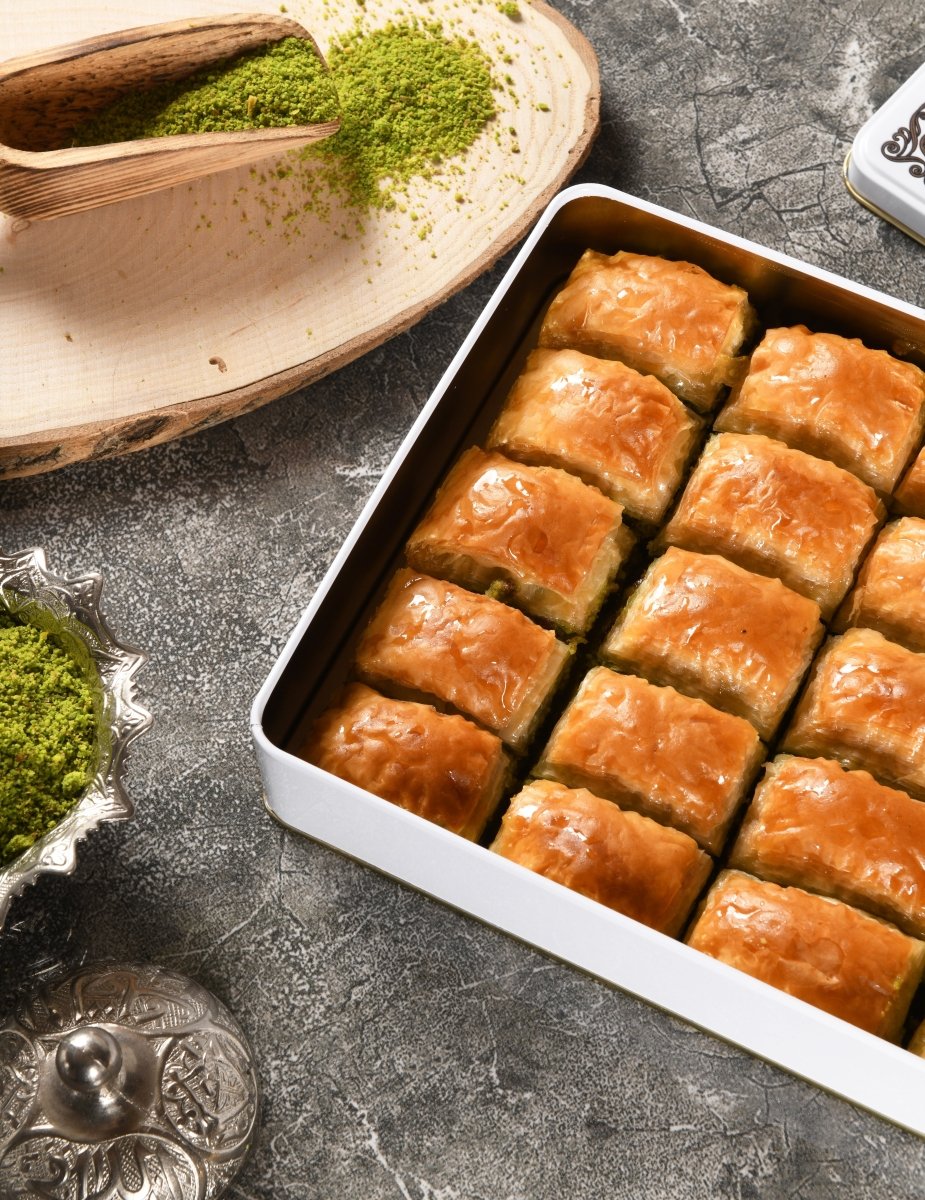 Asi | Pistachio Baklava in Gift Metal Box - Aladdin Business