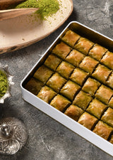 Asi | Special Mini Baklava with Pıstachio in Gift Metal Box - Aladdin Business