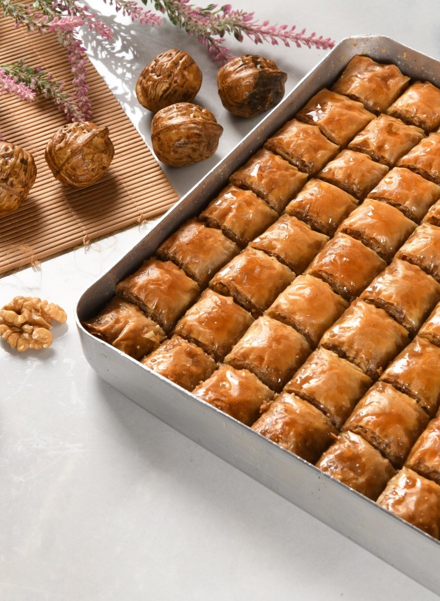 Asi | Special Mini Baklava with Walnut Tray - Aladdin Business