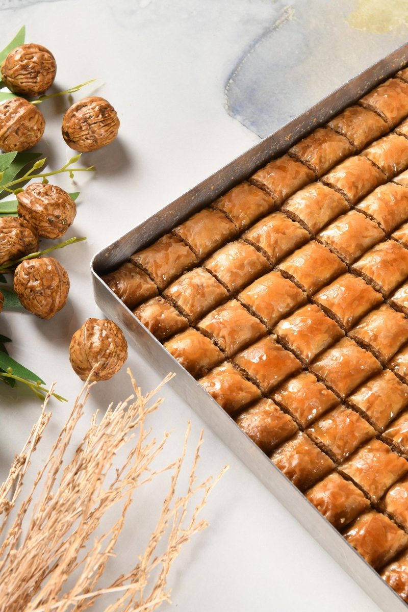 Asi | Special Mini Baklava with Walnut Tray - Aladdin Business